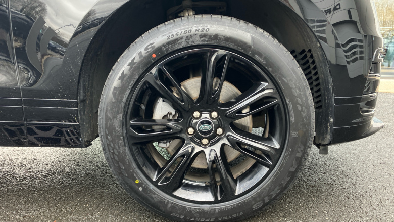 Land Rover Range Rover Velar 2.0 D200 R-Dynamic SE 5dr Auto Diesel Estate